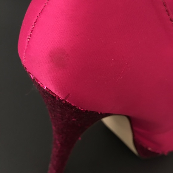 Madden Girl Toriie Heels Pink Fuchsia Fabric Glitter Platforms Sz 7.5 Closed Toe - Picture 10 of 10